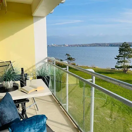 Strandhotel-heiligenhafen-wohnung-212-sonnensuite-no-1-typ-iv 4* 海利根港